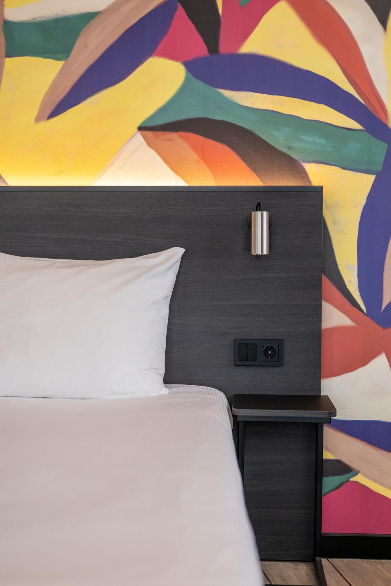 Thon Hotel Rotterdam City Centre Екстериор снимка