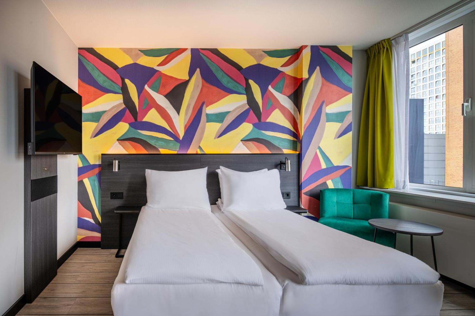 Thon Hotel Rotterdam City Centre Екстериор снимка